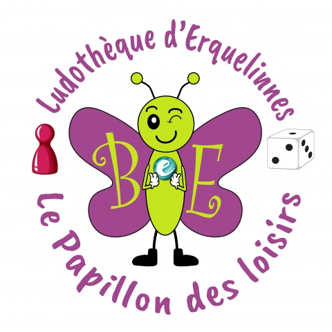 Papillon vert à ailes mauves avec un B et E avec un pion de jeu rouge à gauche et un dés à droite