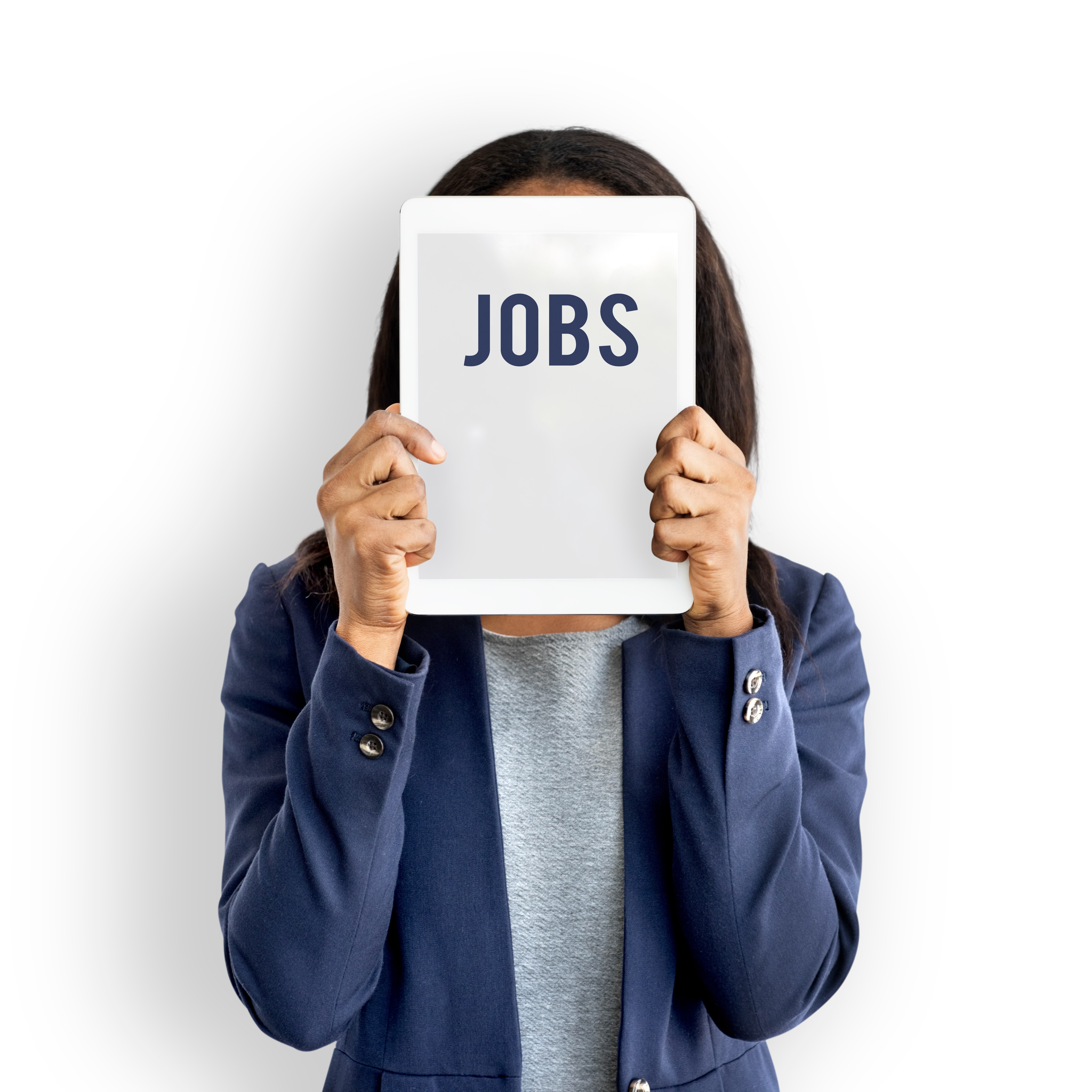 Une femme tenant un panneau JOBS
